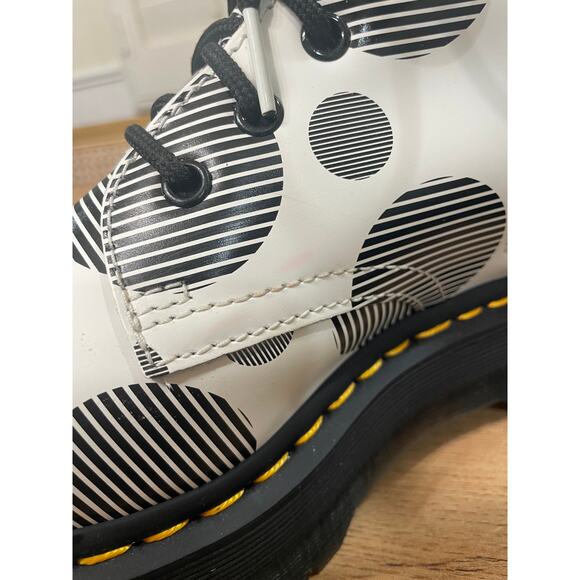 Dr. Martens Jadon Boot Polka Dot Smooth Leather Platforms White Sz 7 M 8 L NWOB - Picture 8 of 14